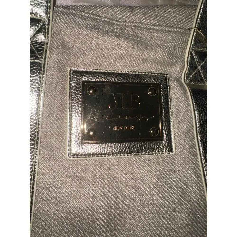 Golden diaper bag new without tags B18